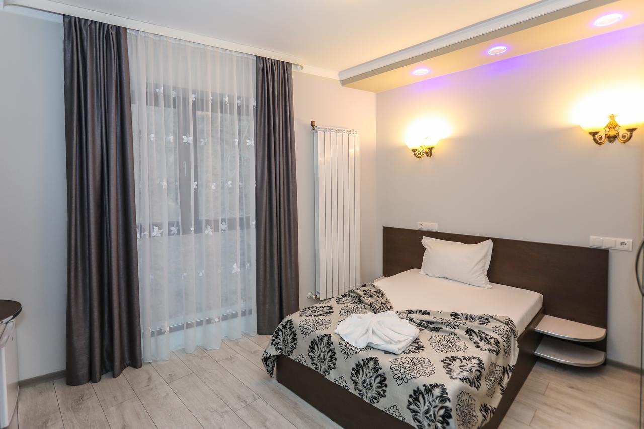 Cameră single