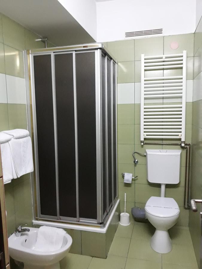 Cameră dublă sau twin