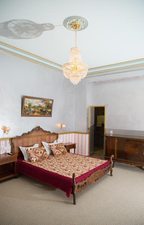 Standard Double Room,663979113:JPEG