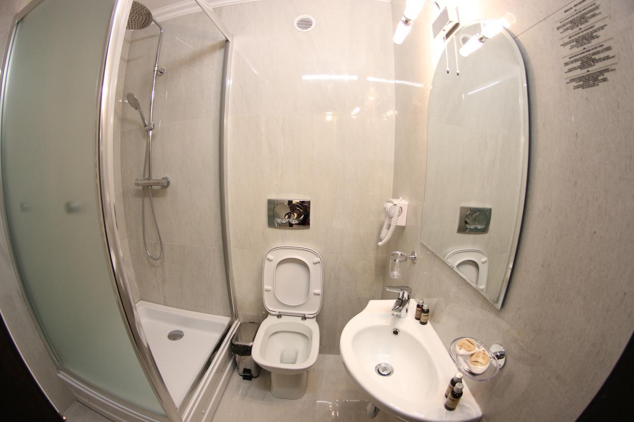 Budget Double Room,669133305:JPEG