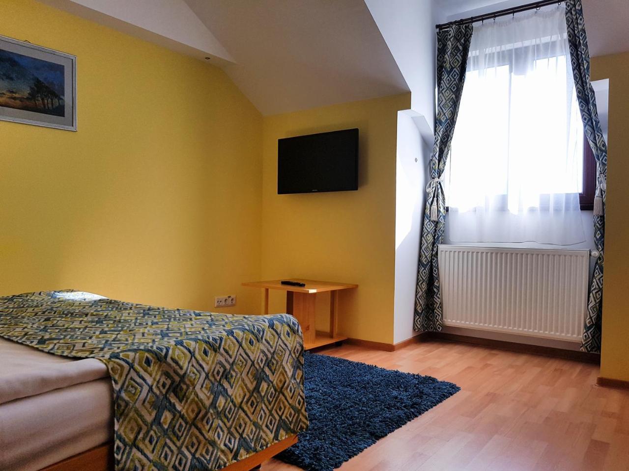 Cameră dublă tip buget, fără balcon