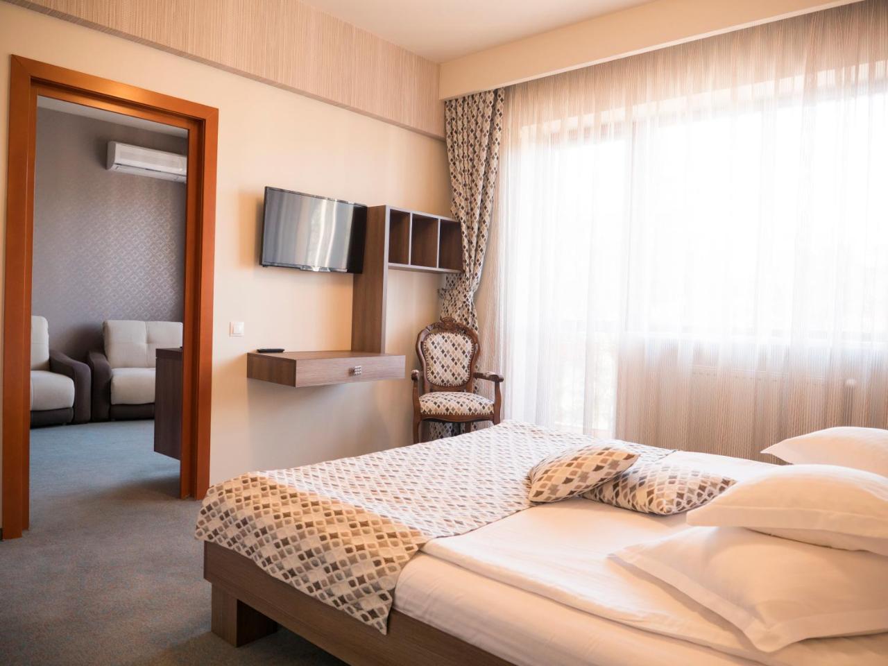 Deluxe King Suite with Sofa Bed and Balcony - Non-Smoking