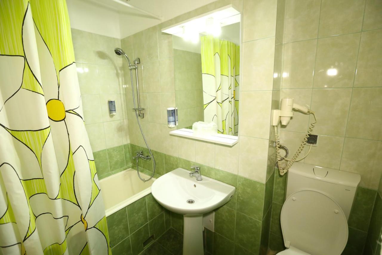 Cameră dublă standard