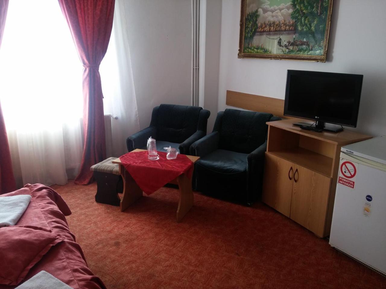 Cameră de familie cu baie privată