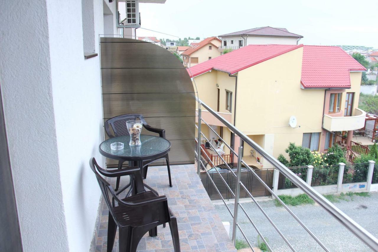 Cameră dublă Deluxe cu balcon