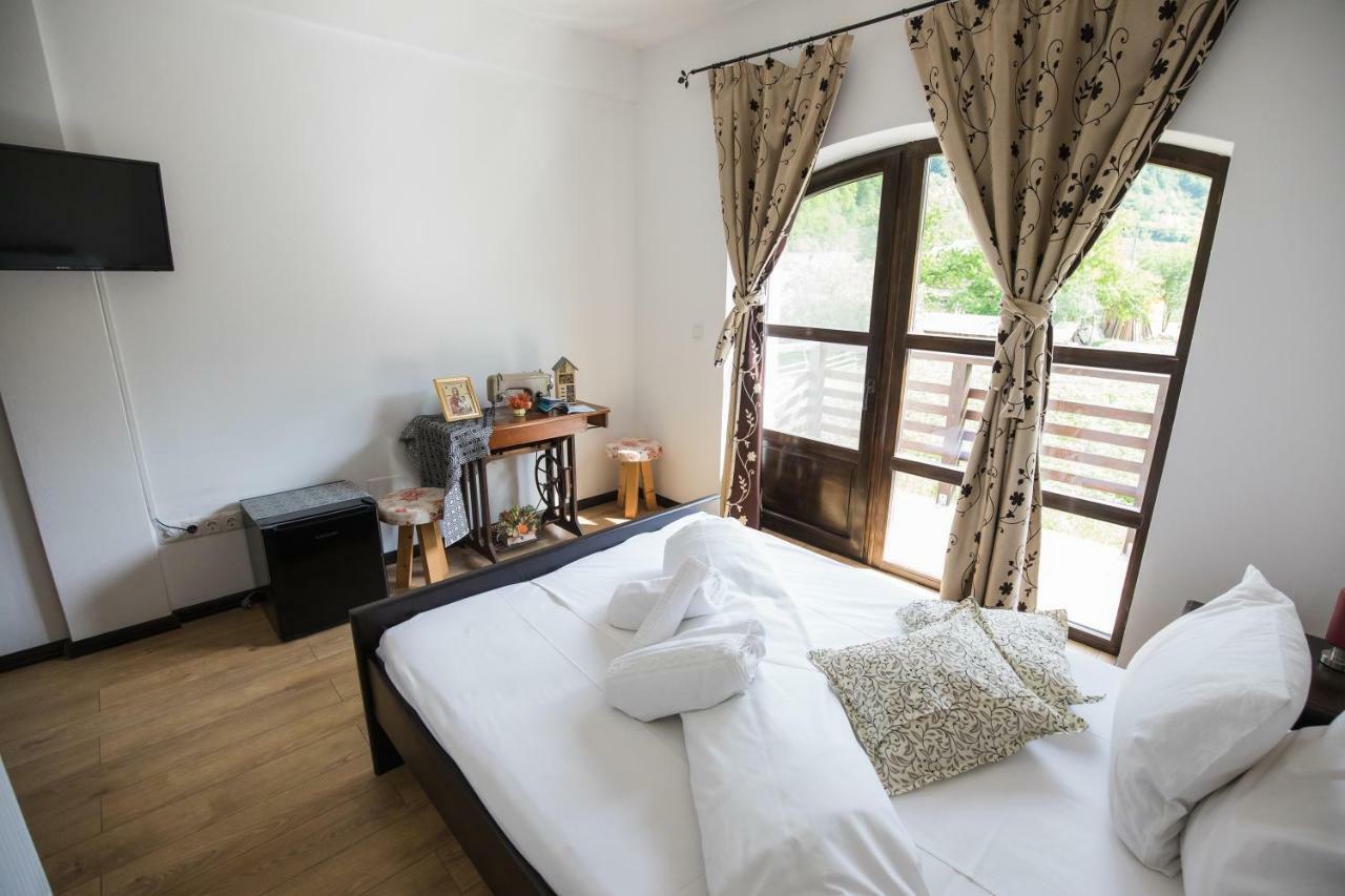 Cameră dublă cu balcon