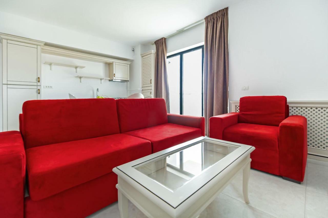 Apartament superior cu balcon