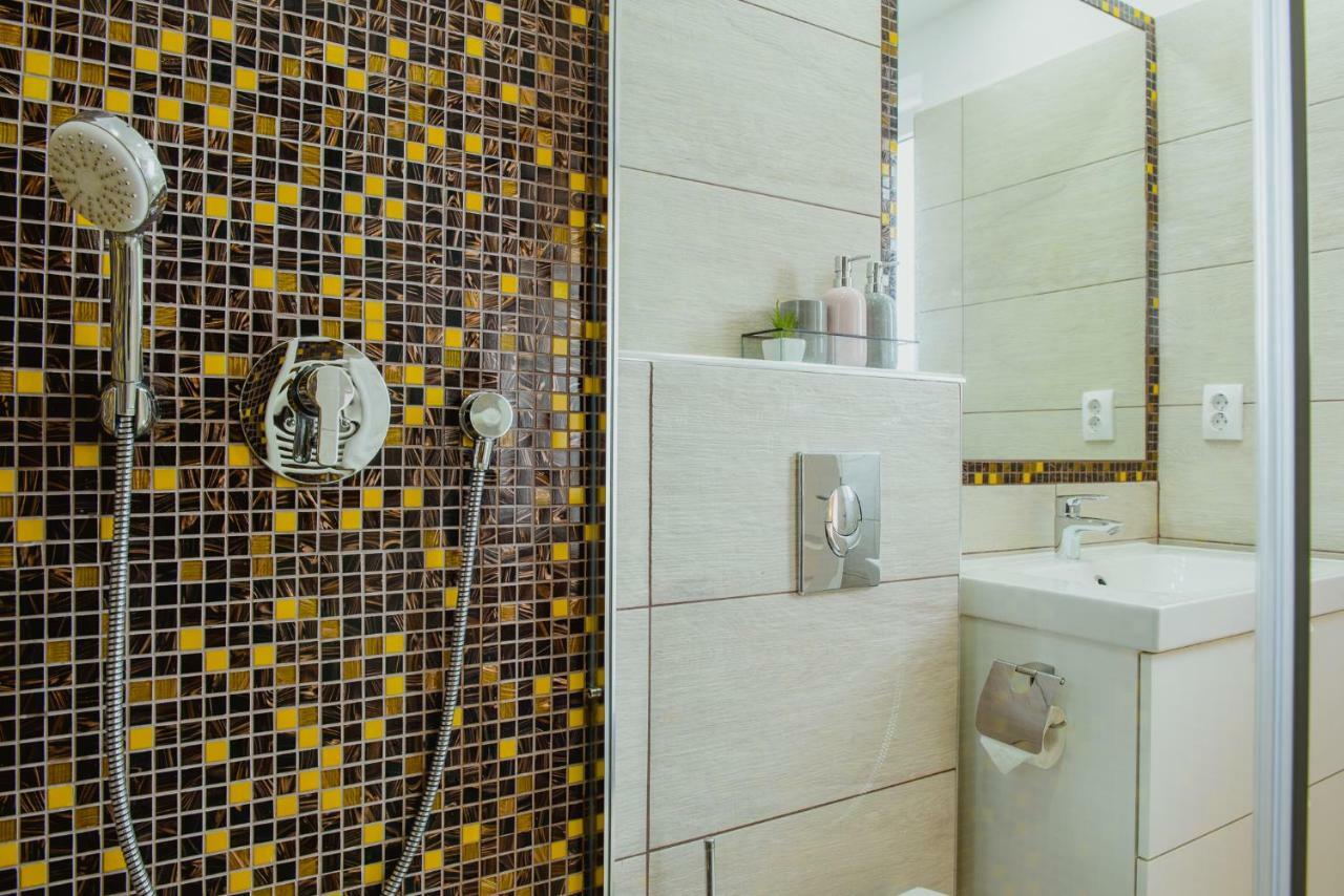 Superior Double Room with Balcony,817896158:JPEG