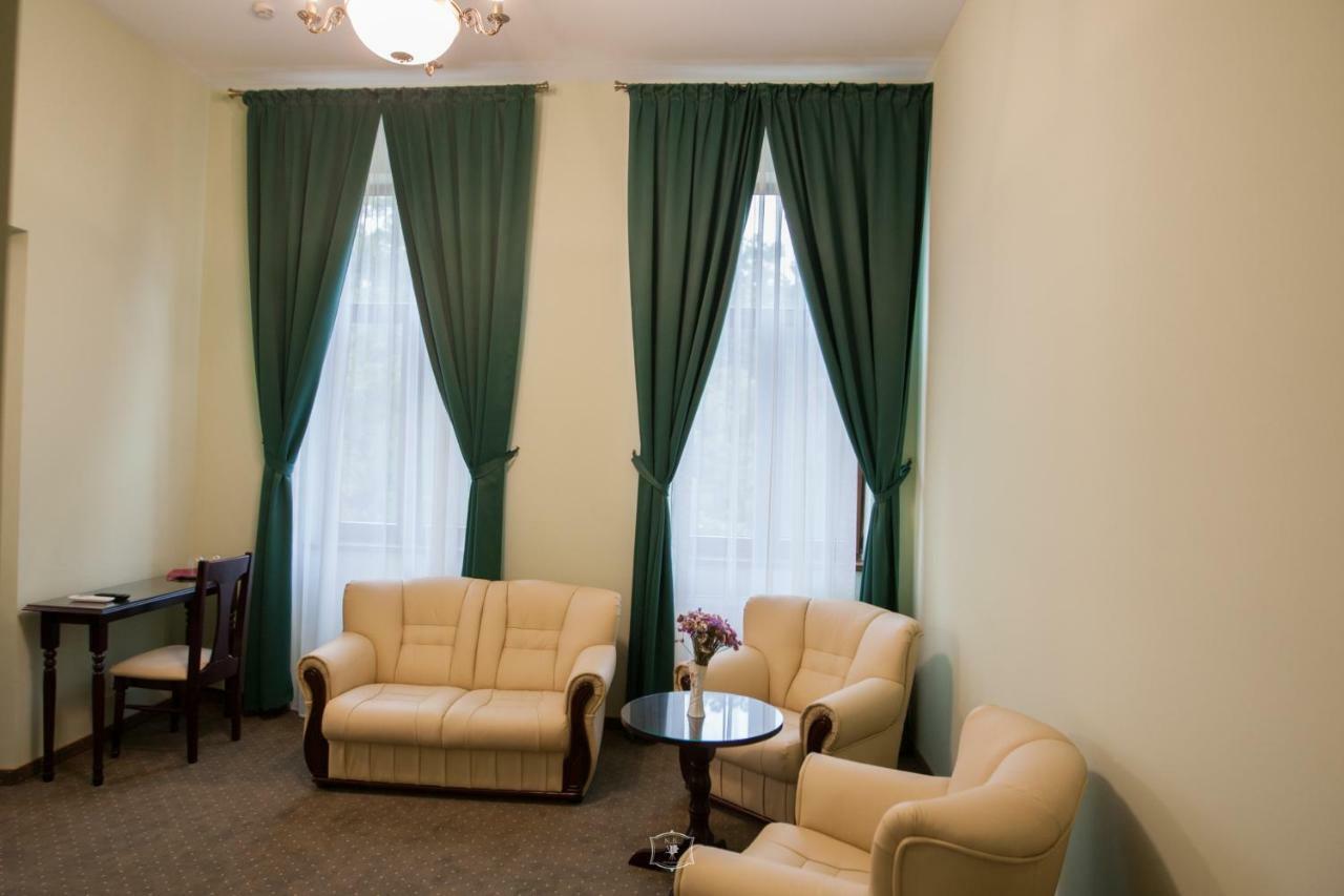Apartament cu balcon