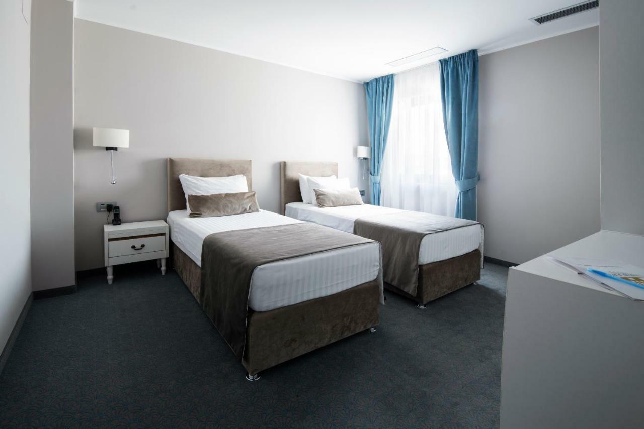 Deluxe Tweepersoonskamer met 2 Aparte Bedden