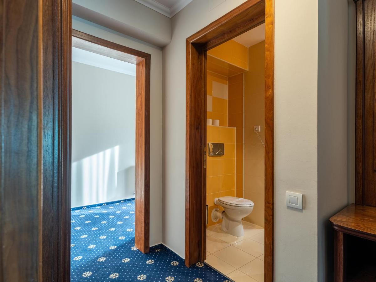Apartament cu terasă