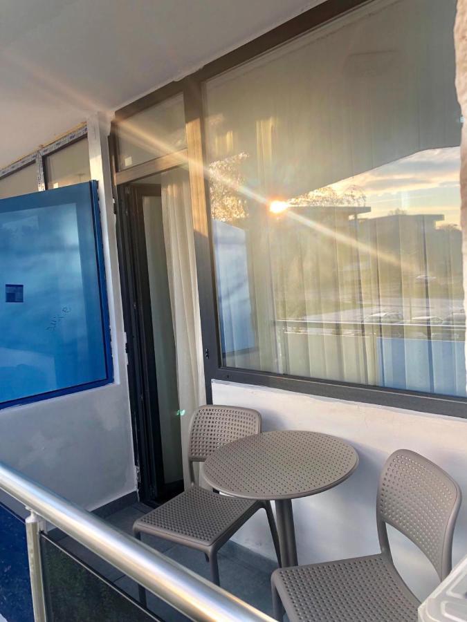 Twin Room with Balcony,996113641:JPEG