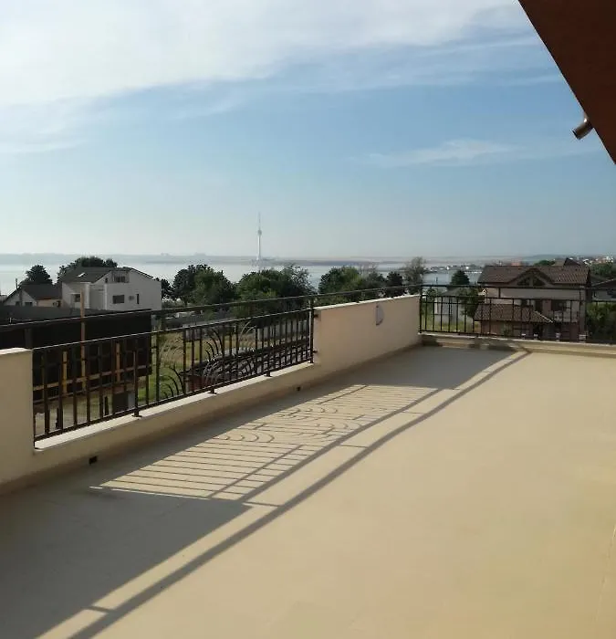 Stella Maris-1