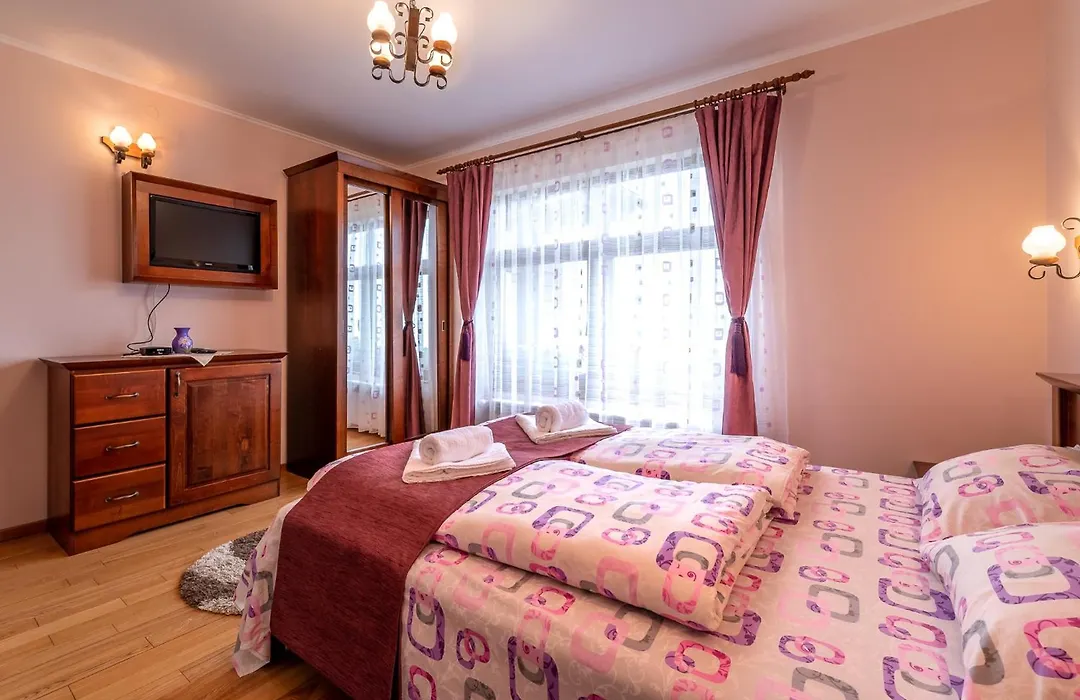 Pensiunea Turistică Vălari-1