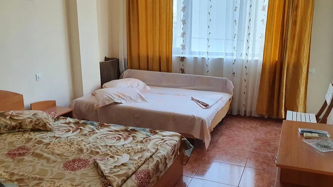 Vila Raduinea-1