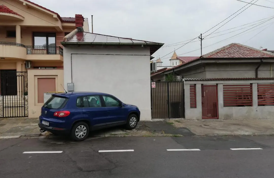 Yraida'S House Constanta-1