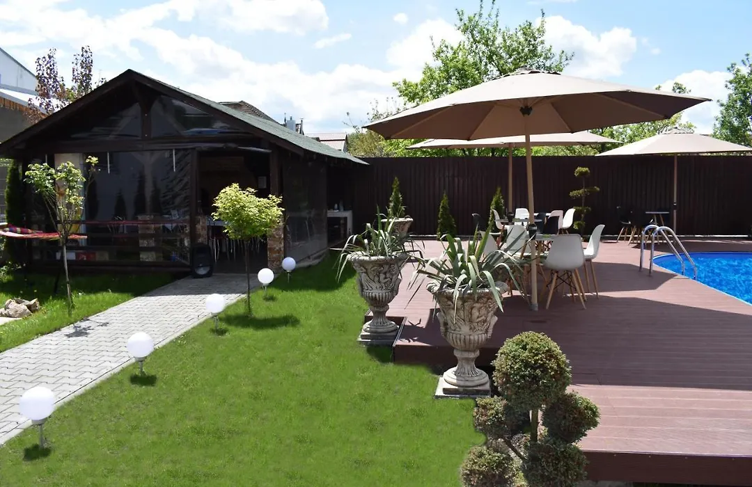 Pensiunea Casa Zece-1