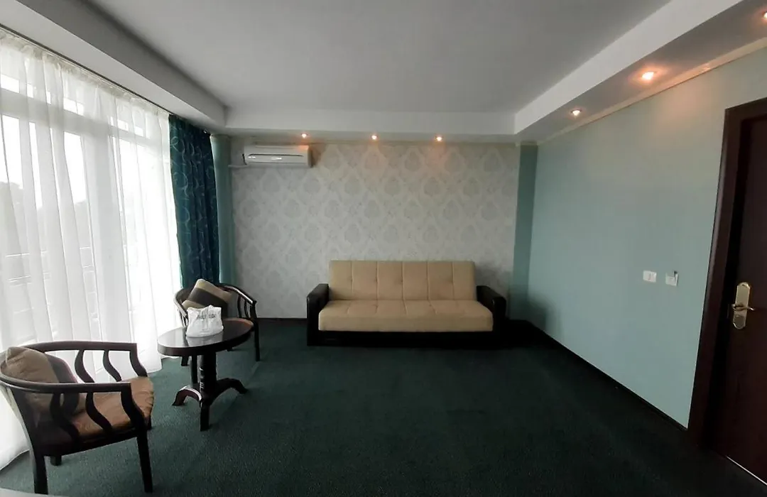 Hotel Smarald-1