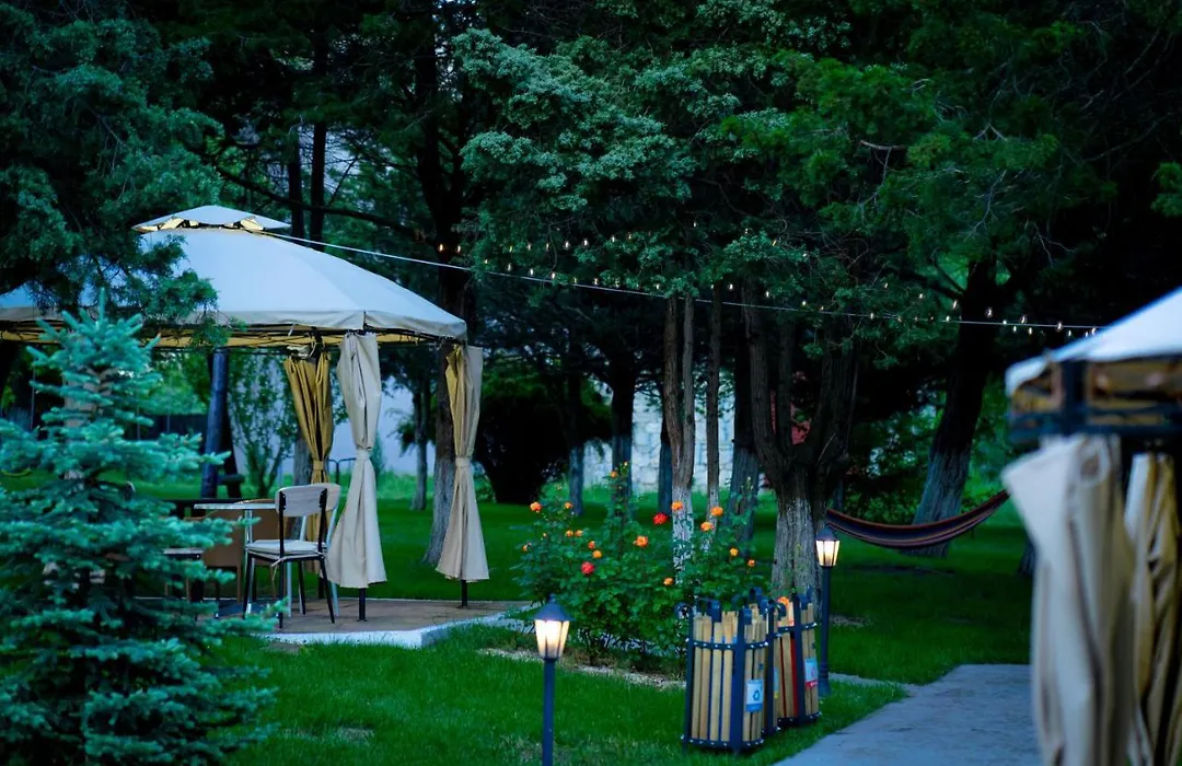 Hotel Corina-1