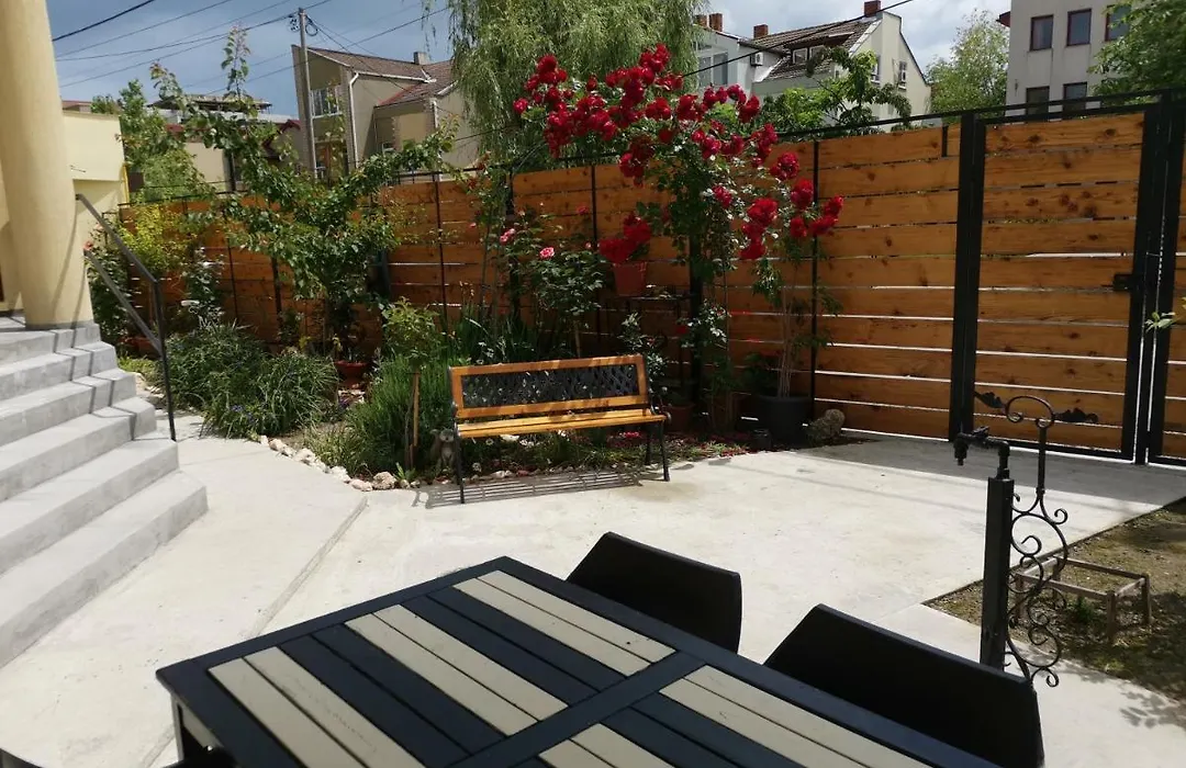 Casa George Mamaia Nord-1