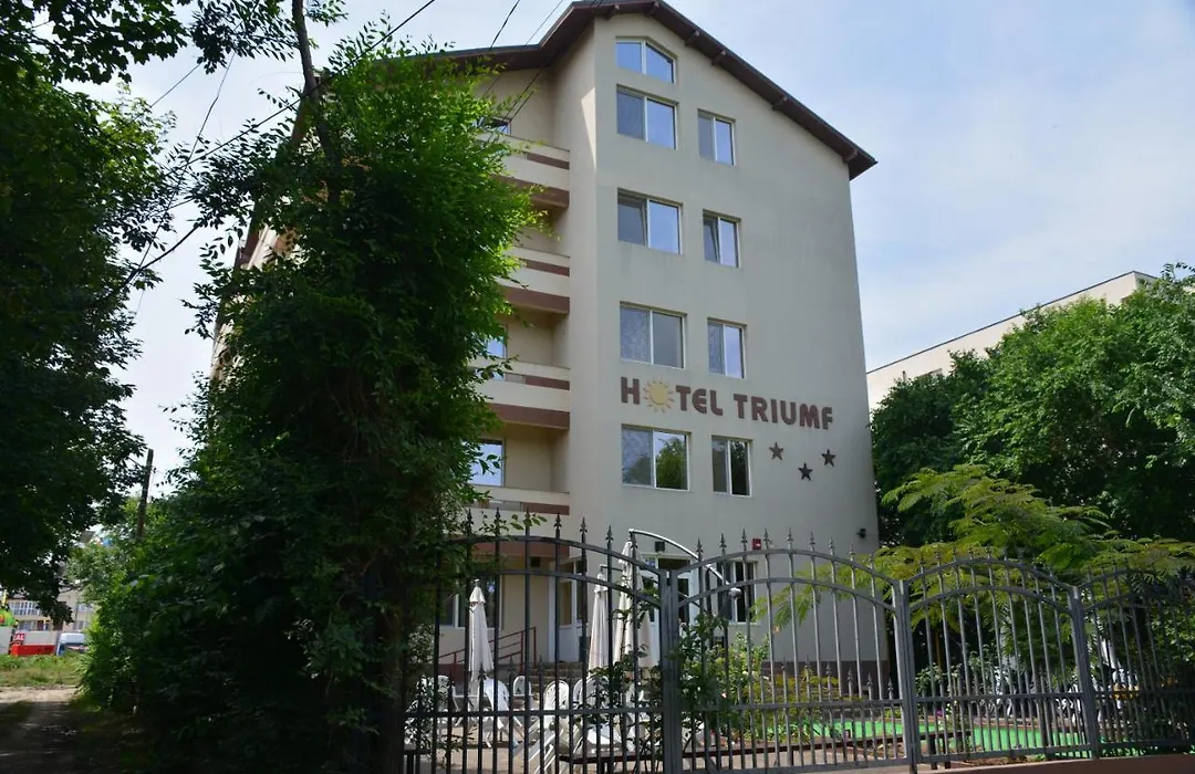 Triumf-1