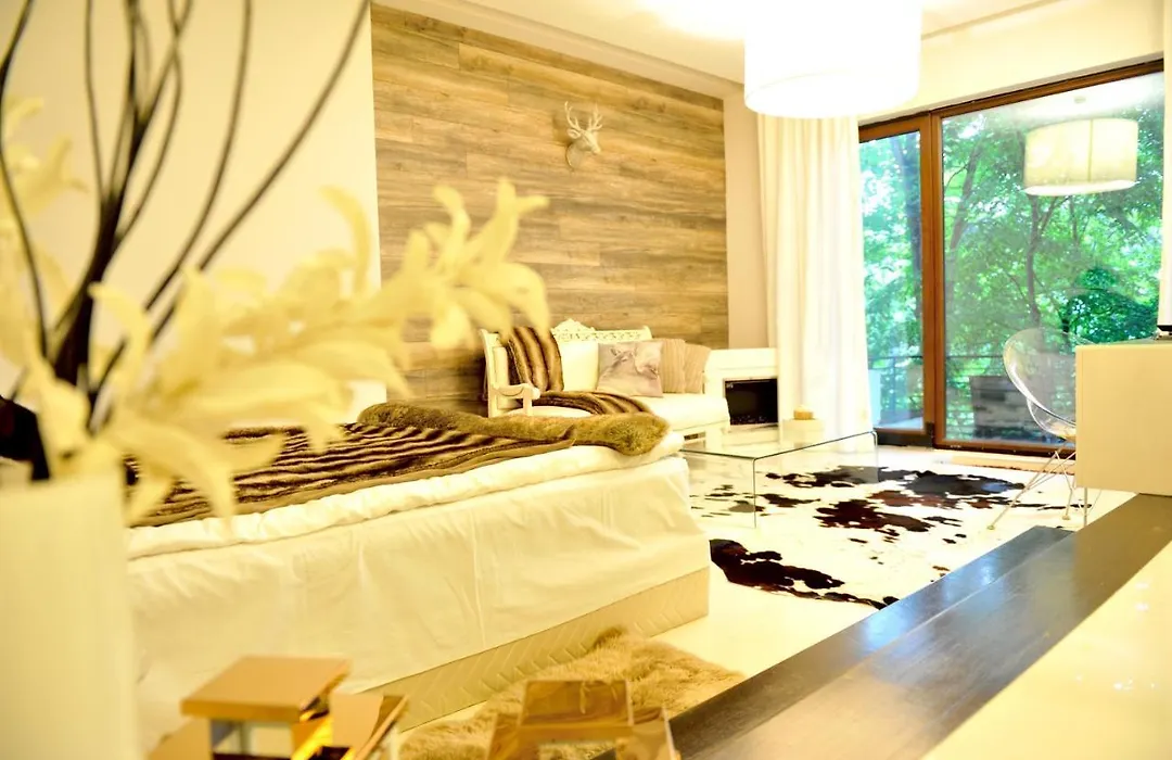 Chambers'N Charm Boutique Hotel-1