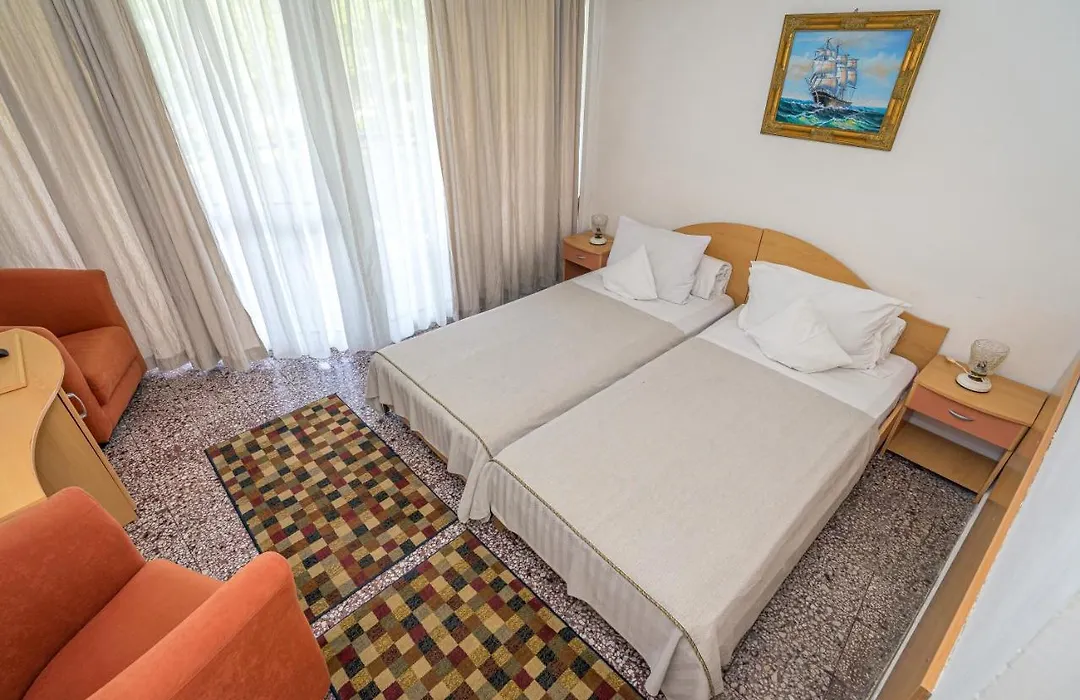 Hotel Raluca-1