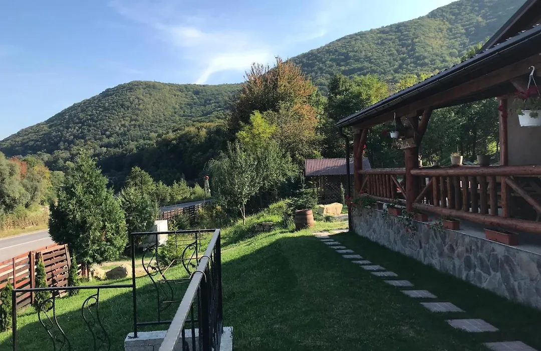 La Butuci-1