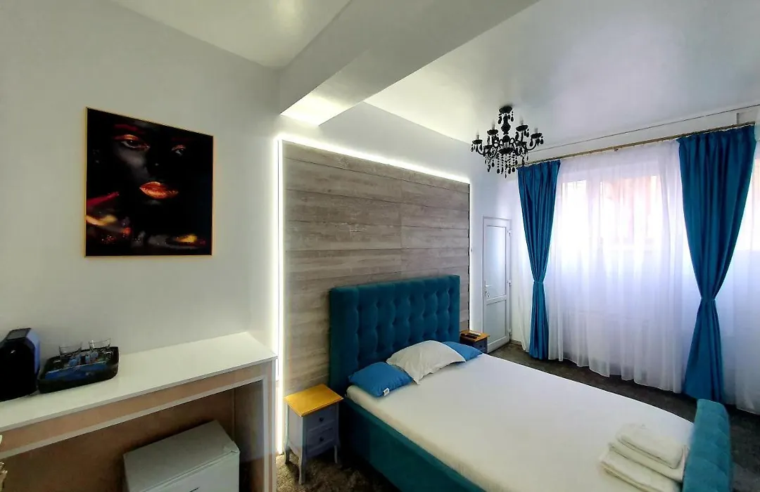 Bravo Rooms-1