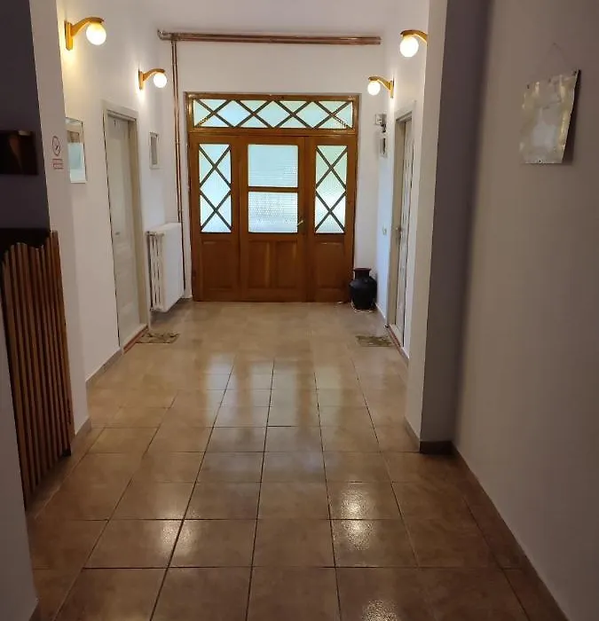 Vila Brazilor-1