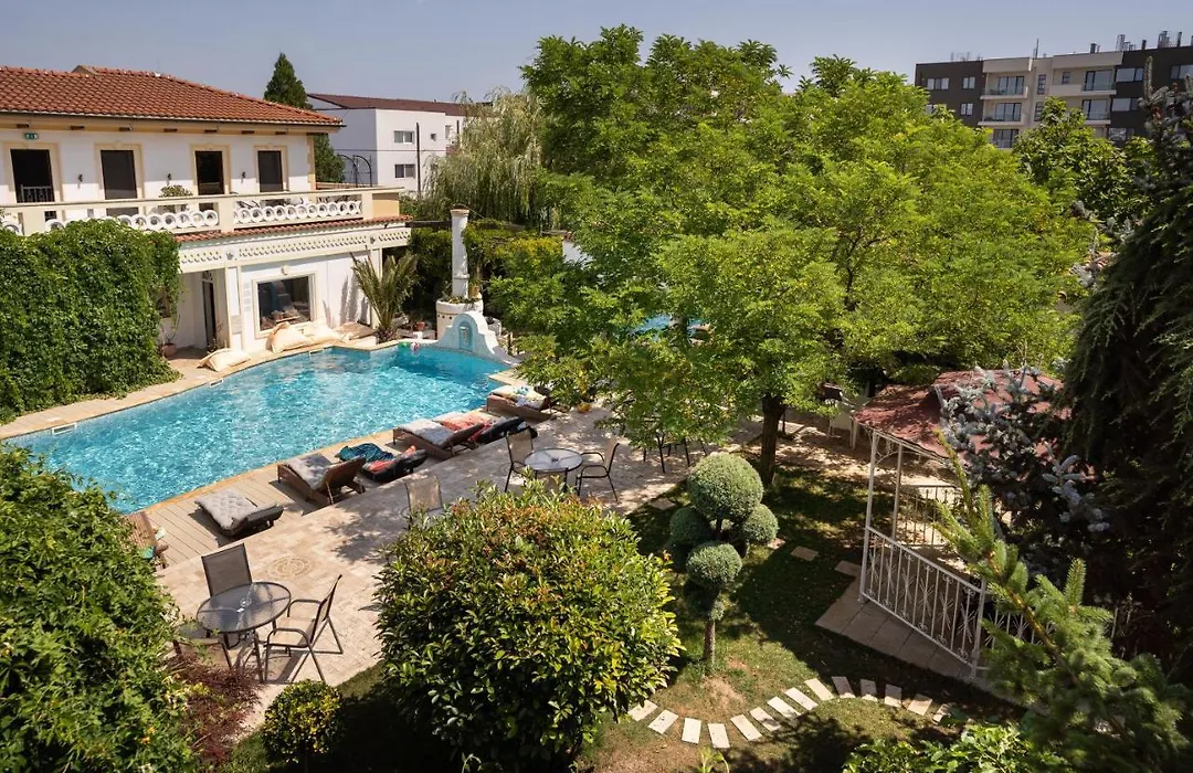 Villa Pontica-1