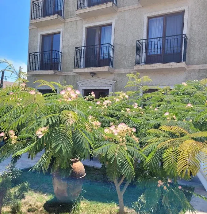 Vila Caviar-1