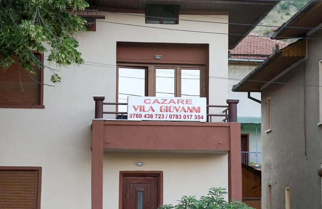 Vila Giovanni-1