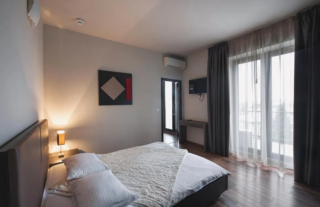 Hotel Hemingway Residence-1
