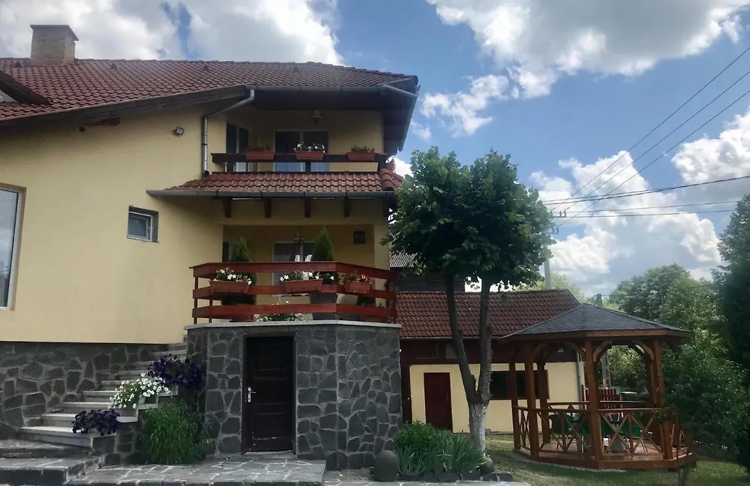 Casa Julius-1