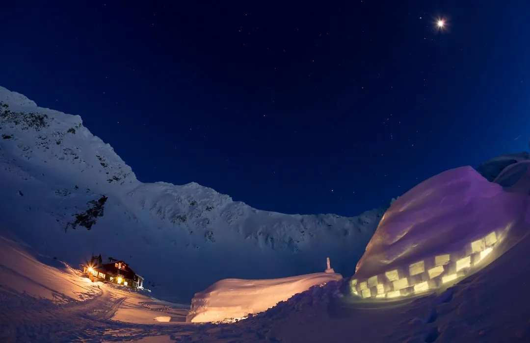 Hotel Of Ice Transylvania-1
