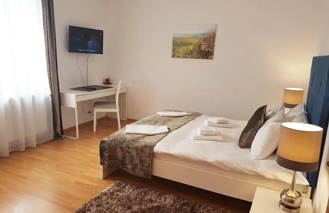 RORO Residence - 2 apartamente într-o vilă central-1