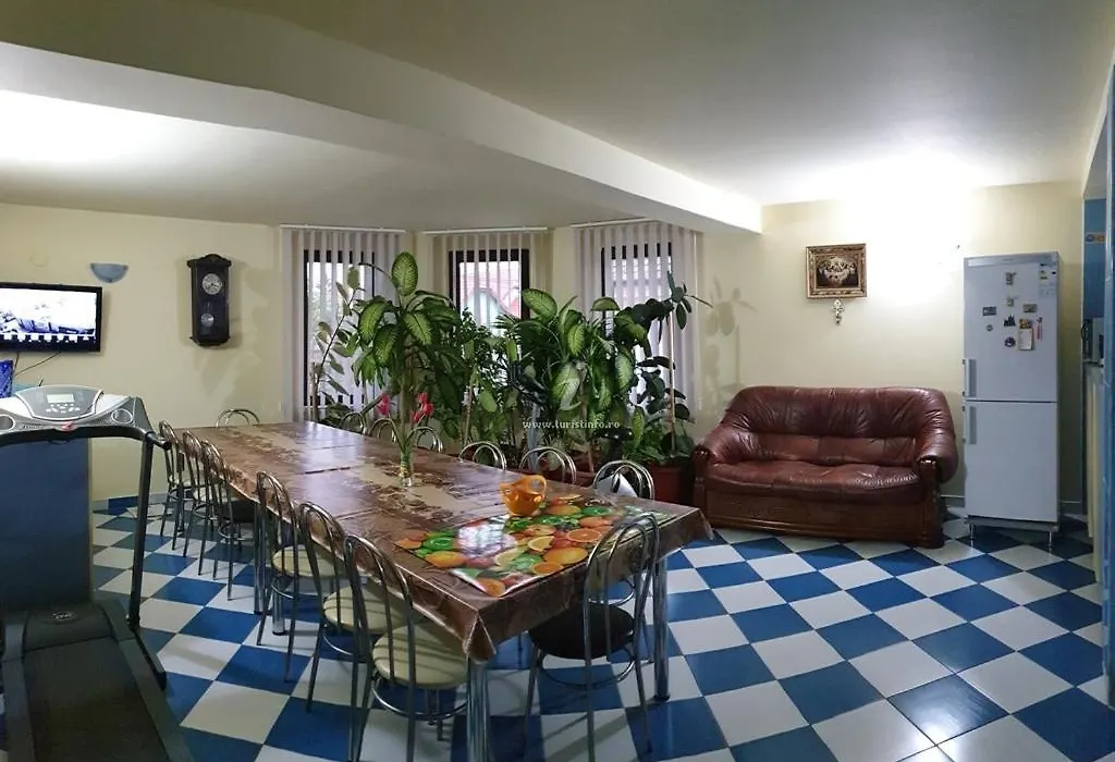 Vila Ovi Salin-1