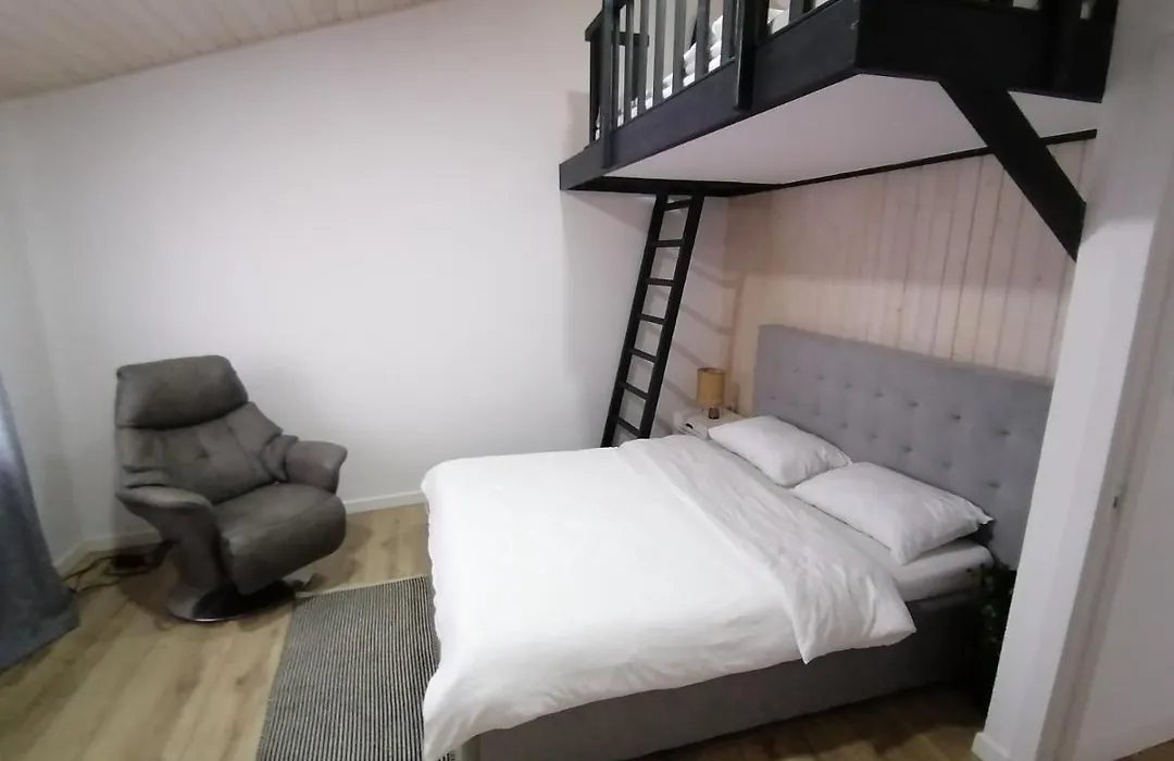 Cozy Rooms Toplita-1