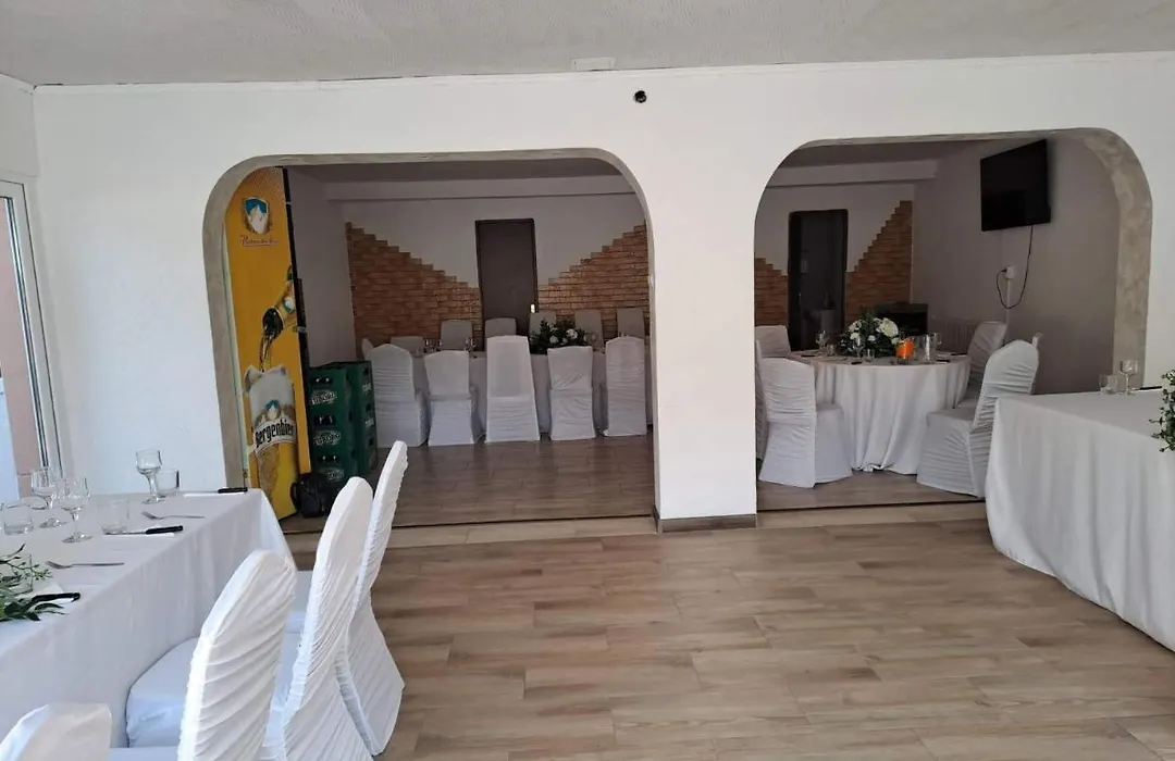 Casa De Vacanta Emd-1