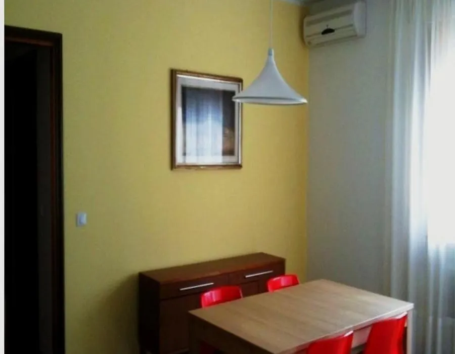 Garsoniera In Morilor Etaj 1-1