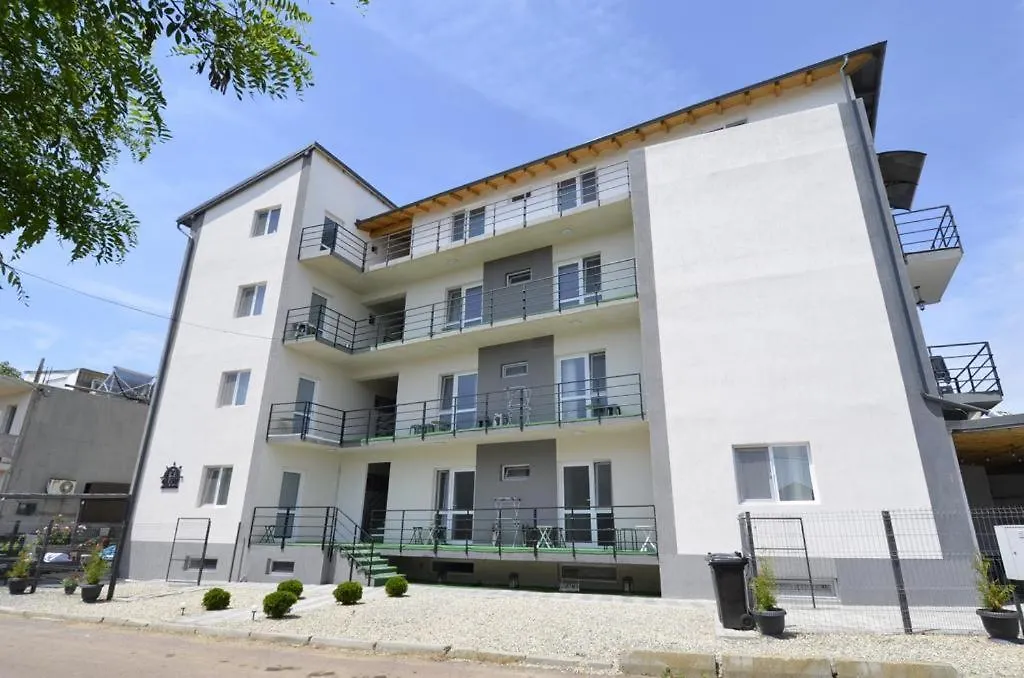 Glow GuestHouse Costinesti Camere de inchiriat-1