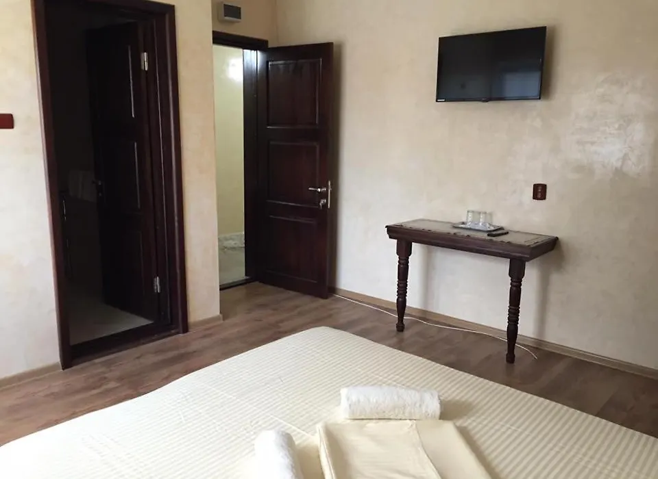 Vila Chateau-1