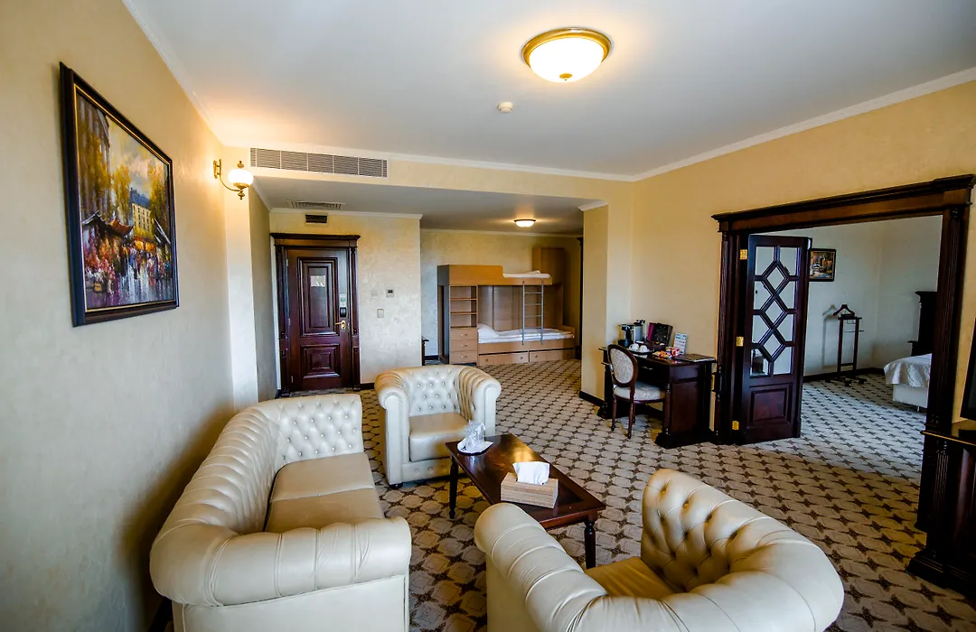 Hotel Golden House-1