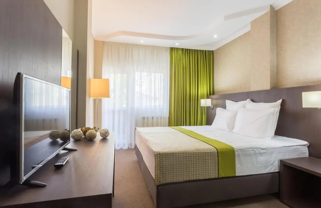 Hotel Alex-1