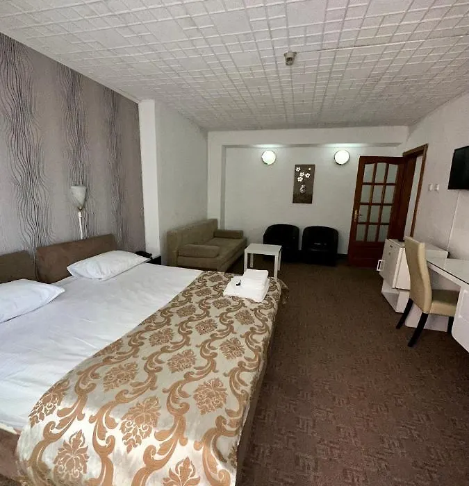 Darin Hotel-1