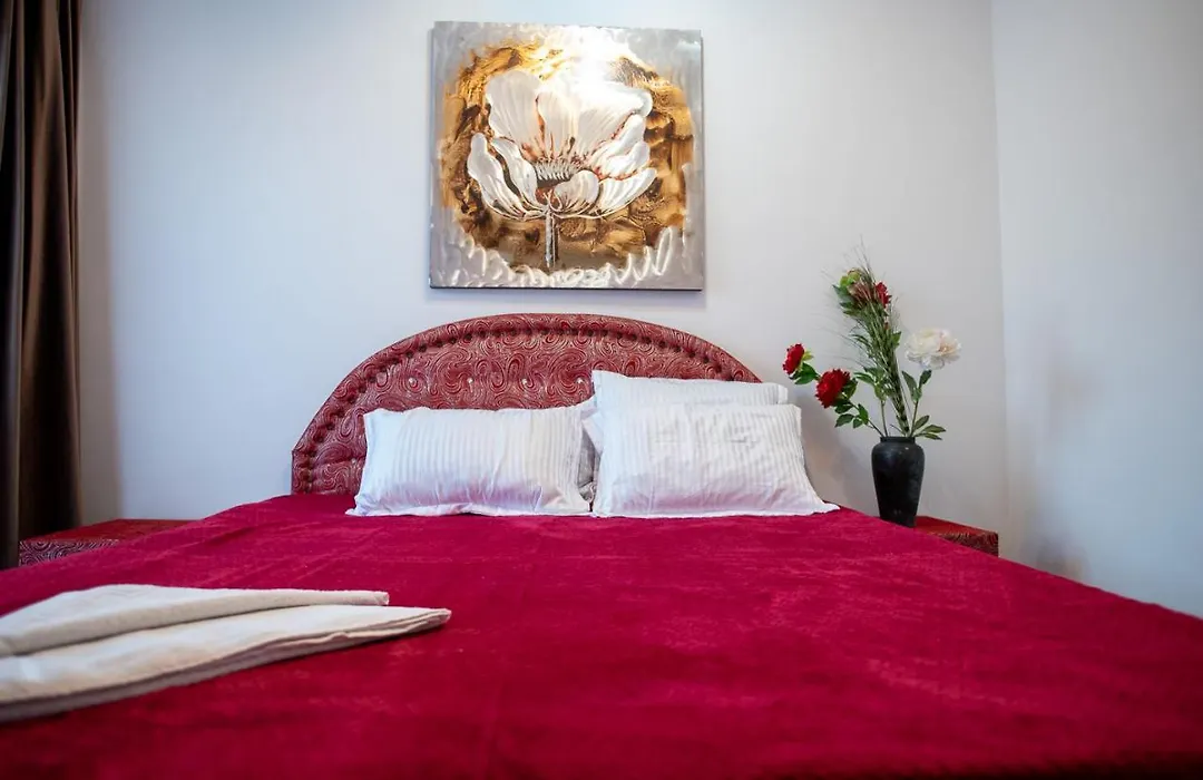 5 Bedrooms Luxury Apartment Villa-1