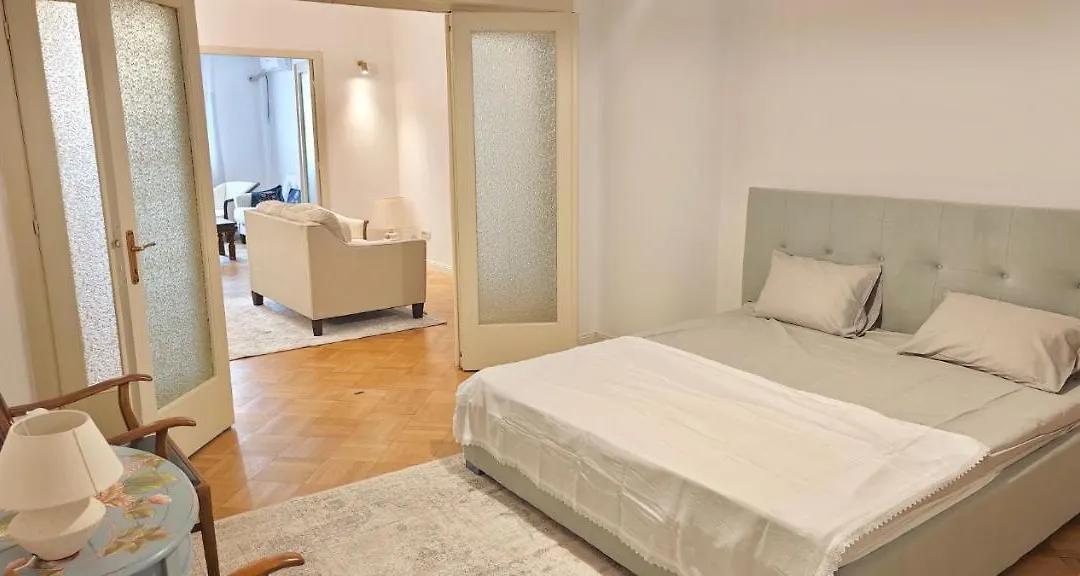 Luxury Apartment 3 Rooms-1