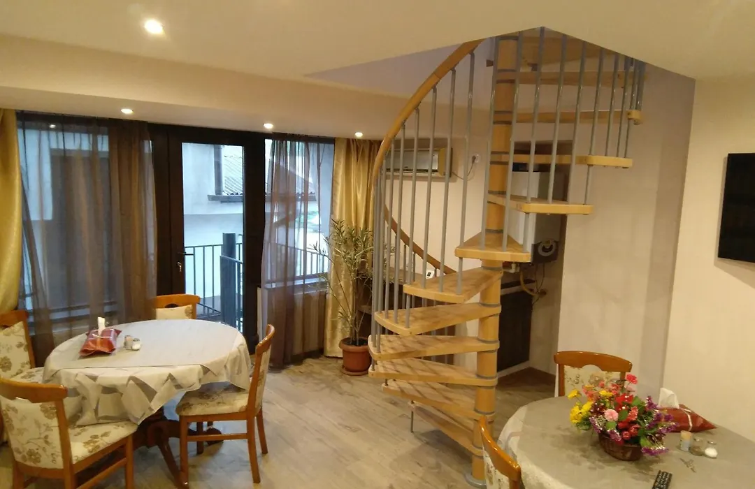 La Cristina-1