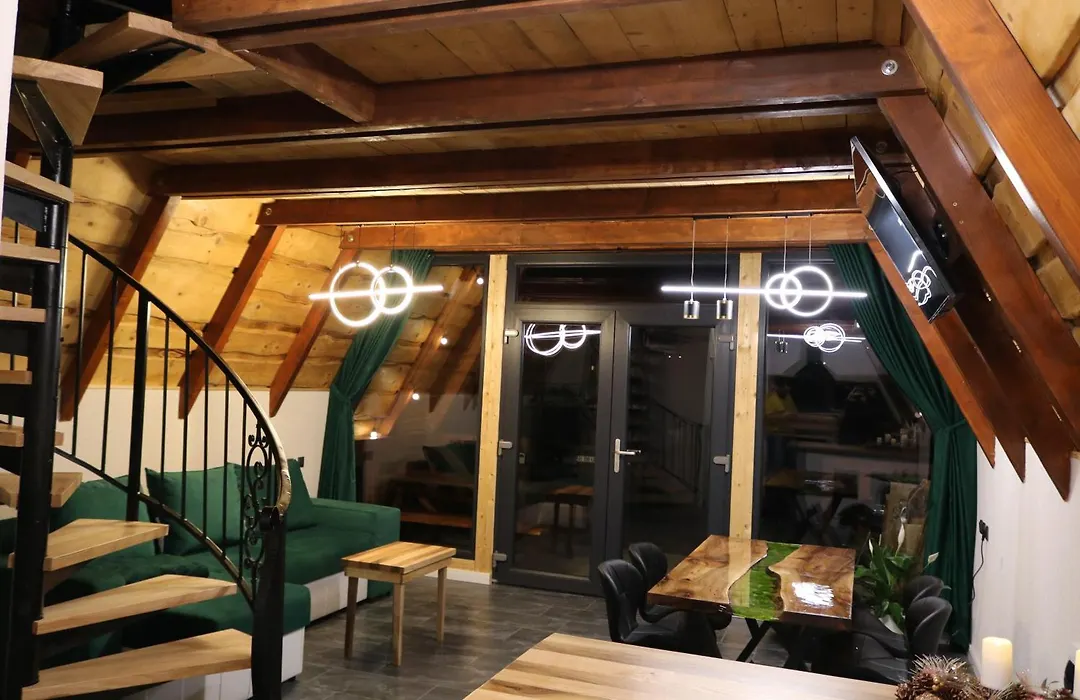 Bran Cozy Chalet-1